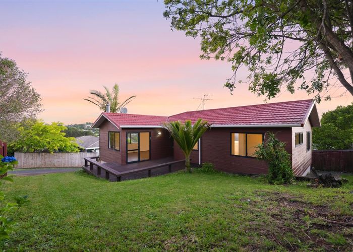  at 1/3 Valecrest Place, Bayview, North Shore City, Auckland