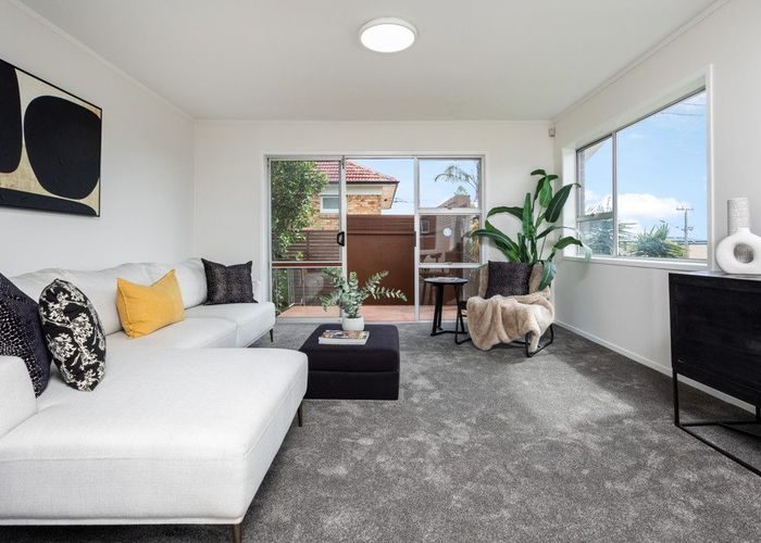  at 1/503 Richardson Road, Mount Roskill, Auckland
