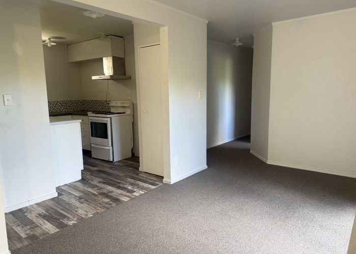  at 1/114 Verran Road, Birkdale, North Shore City, Auckland