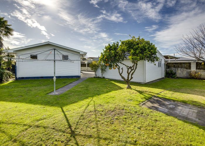  at 5 Elliott Street, Taradale, Napier