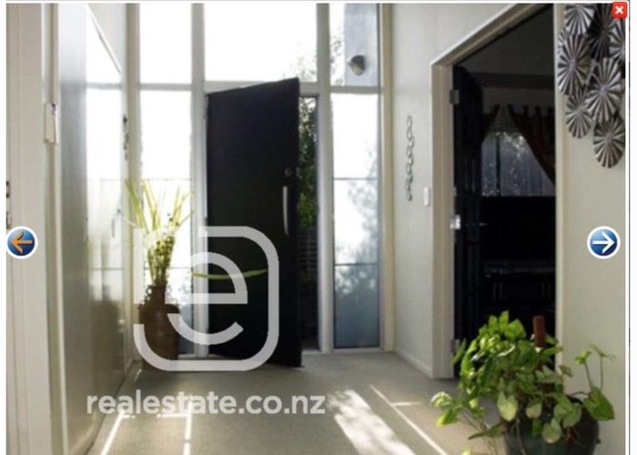  at 657 Beach Rd, Rothesay Bay, North Shore City, Auckland