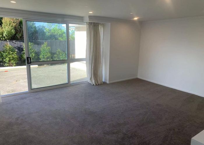  at Hillsborough, Auckland City, Auckland