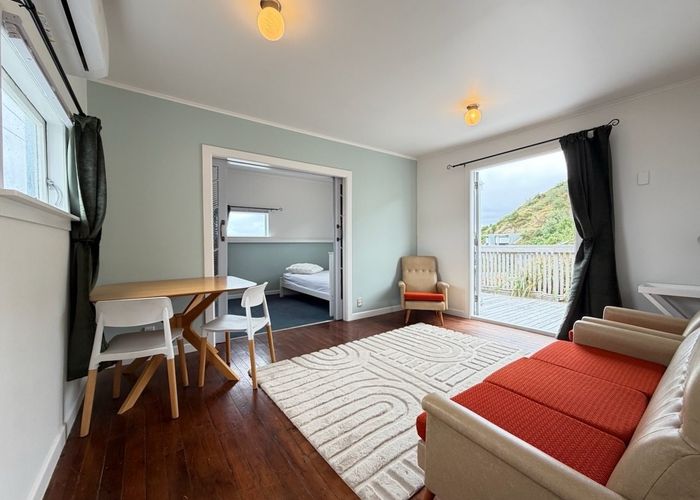  at 46 High Street, Island Bay, Wellington