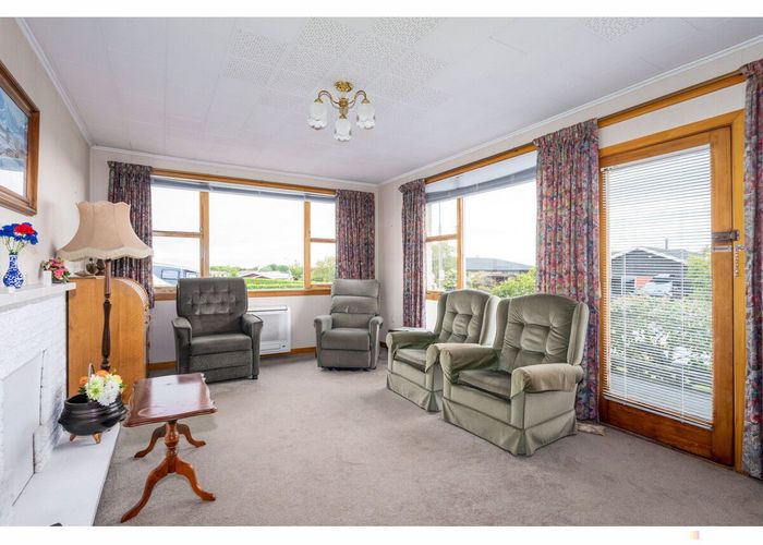  at 2 Hillsden Place, Glenwood, Timaru