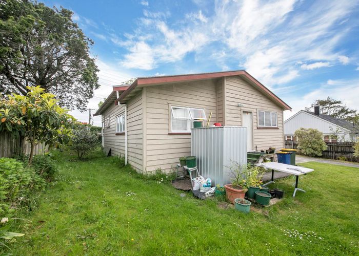  at 44 Rimu Street, New Lynn, Auckland