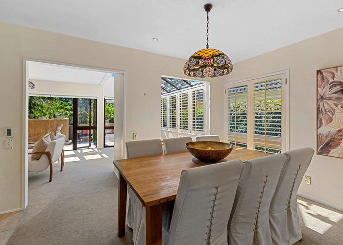  at 4 Saddleback Rise, Murrays Bay, North Shore City, Auckland