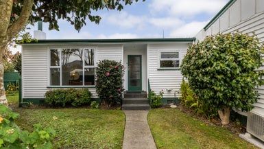  at 4/1104 Heretaunga Street East, Parkvale, Hastings