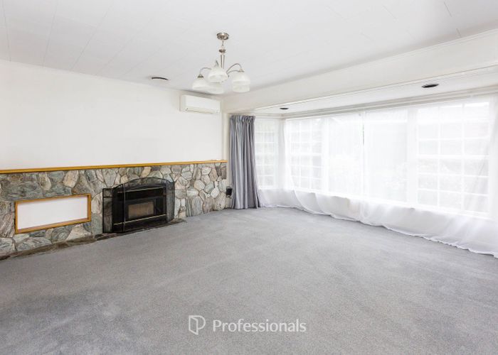  at 35 Mountbatten Grove, Clouston Park, Upper Hutt, Wellington