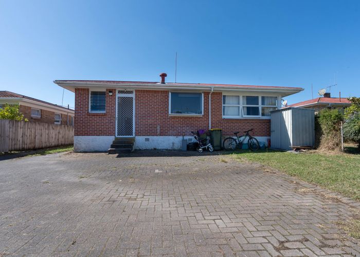  at 34 Fenwick Crescent, Hillcrest, Hamilton
