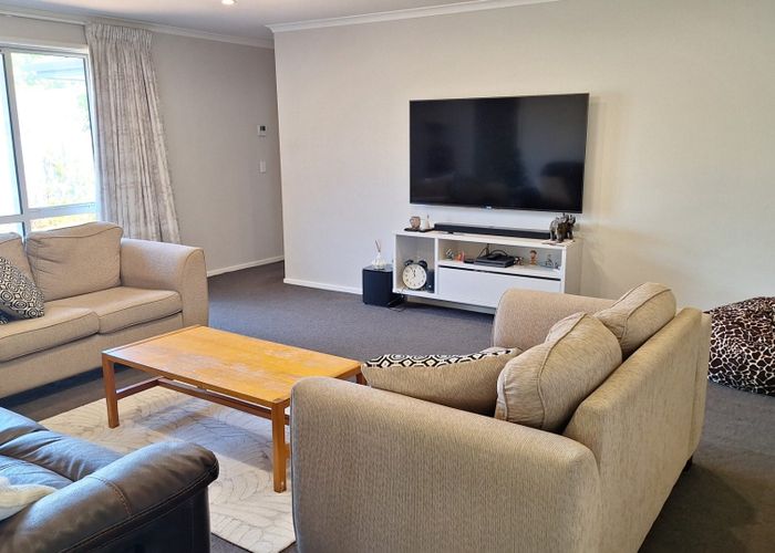  at 18 Poulson Grove, Trentham, Upper Hutt, Wellington