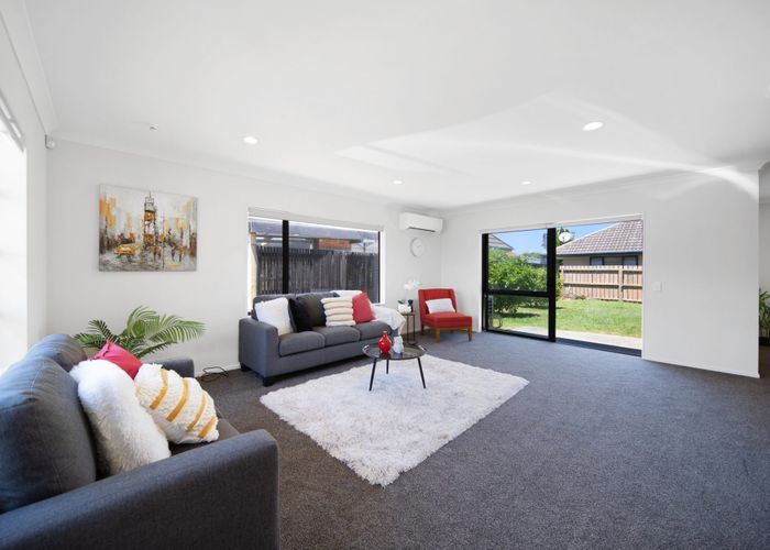  at 17 Old Park Place, Takanini