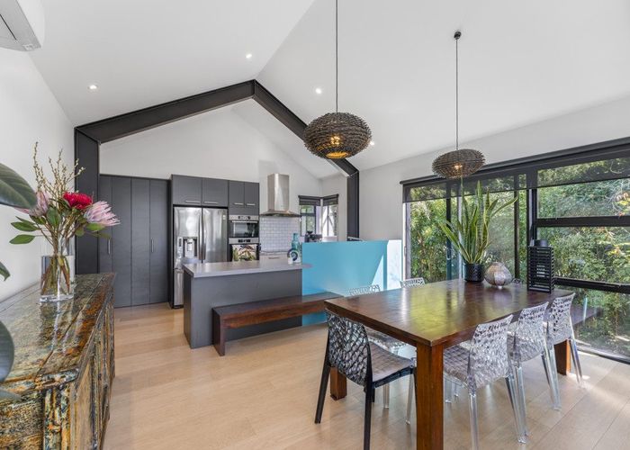  at 8 Merlincote Crescent, Governors Bay, Banks Peninsula, Canterbury