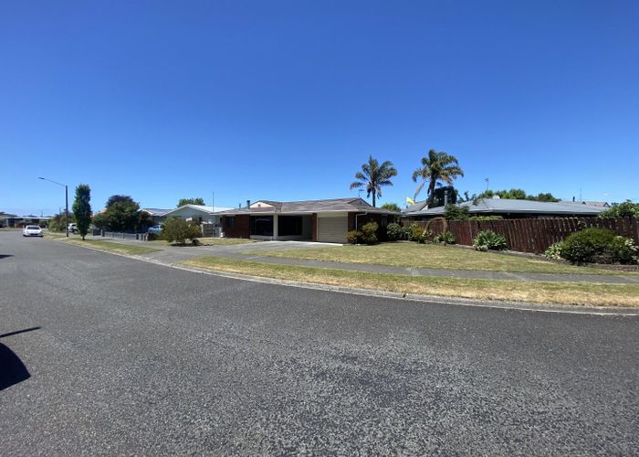  at 19 Roskilda Crescent, Taradale, Napier