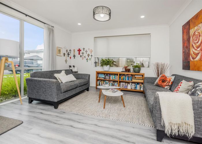  at 23 Nightingale Road, Flat Bush, Auckland