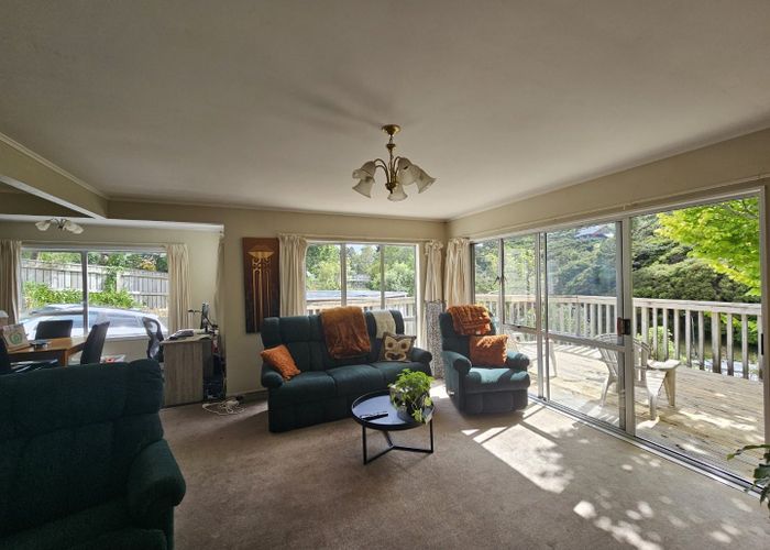  at 30 Woolwich Close, Whitby, Porirua, Wellington