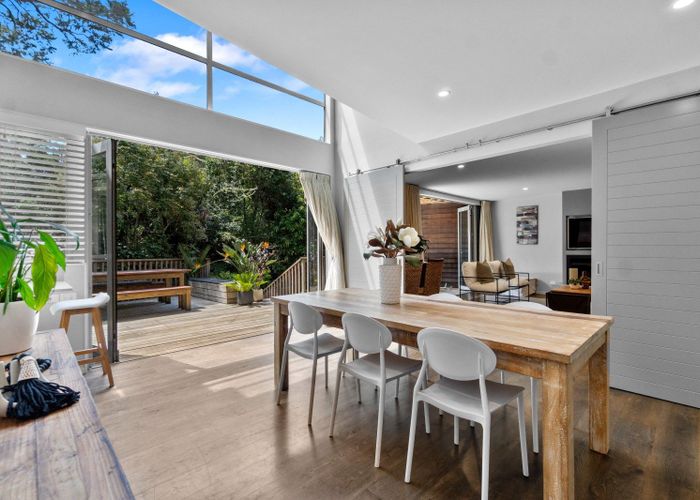  at 8 Zion Road, Birkenhead, North Shore City, Auckland