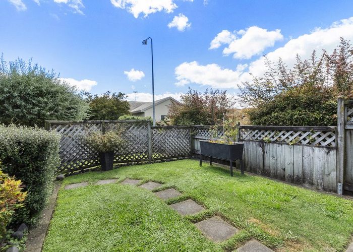  at 16 Hastings Place, Hamilton Lake, Hamilton, Waikato