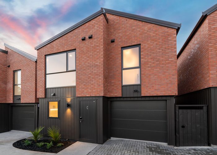  at 73B, 73C Salamanca Road, Sunnynook, North Shore City, Auckland