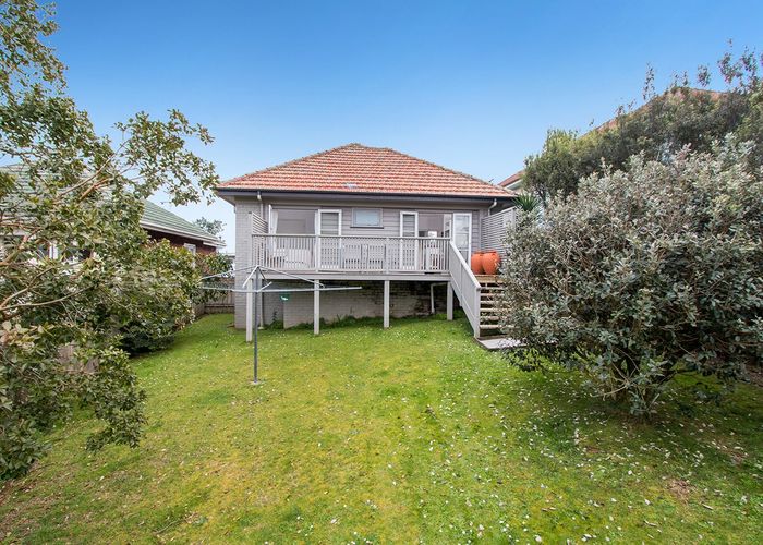  at 8 Herringson Avenue, Grey Lynn, Auckland City, Auckland