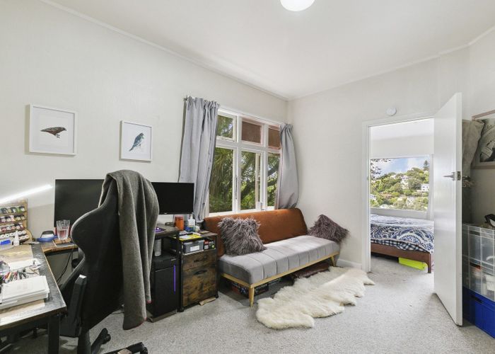  at 1/13 Garden Road, Northland, Wellington