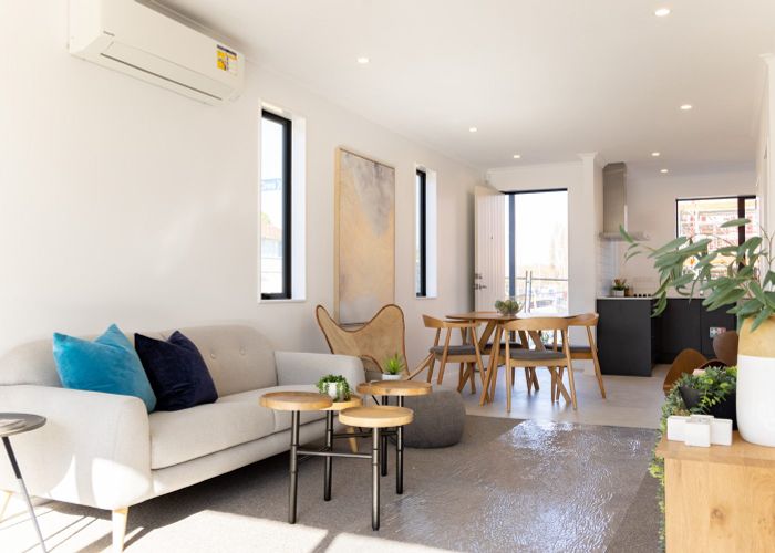  at 1 Harlow Crescent, Glen Innes, Auckland