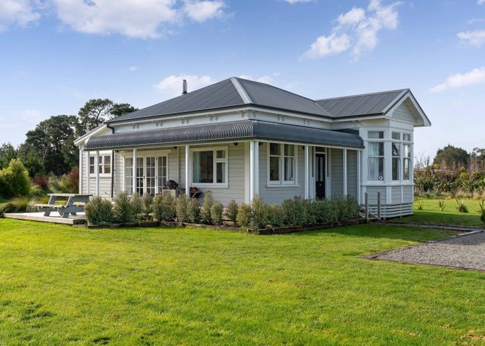  at 194 State Highway 53, South Featherston