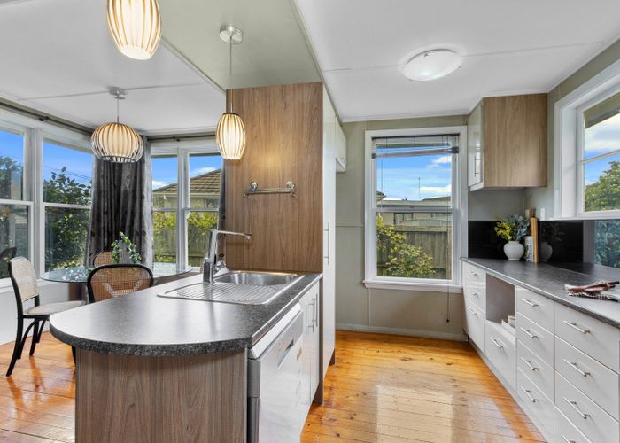  at 39 Bellbrook Crescent, Shirley, Christchurch
