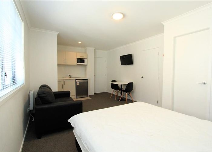  at C/4/28 Hunter Street, Hamilton Lake, Hamilton, Waikato