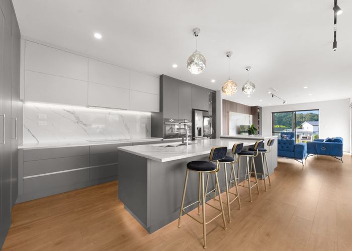  at 6 Wheki Place, Swanson, Waitakere City, Auckland