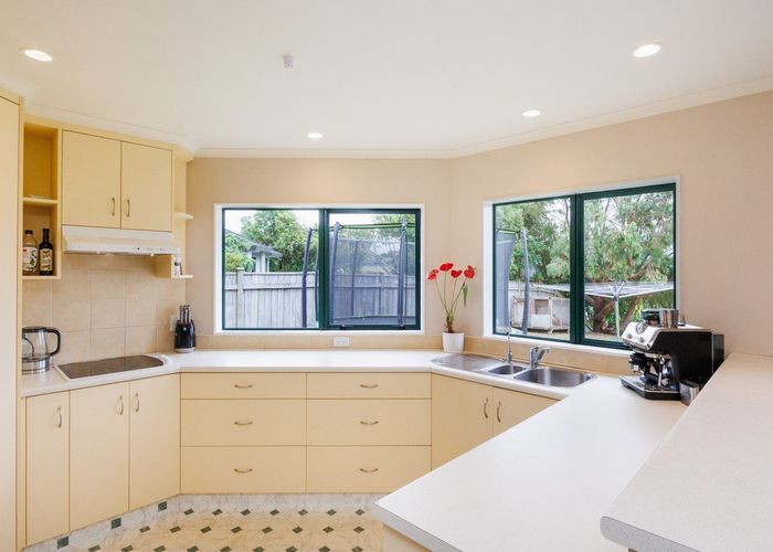  at 140 Pacific Drive, Fitzherbert, Palmerston North