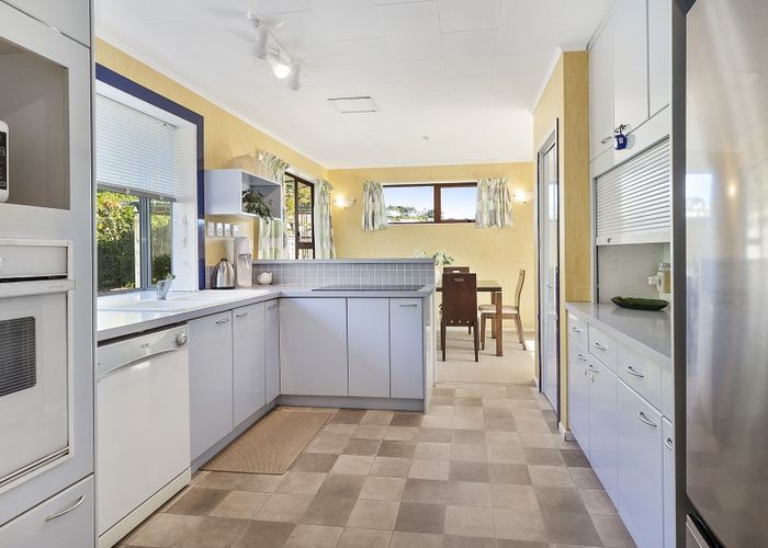  at 59 Stewart Drive, Newlands, Wellington