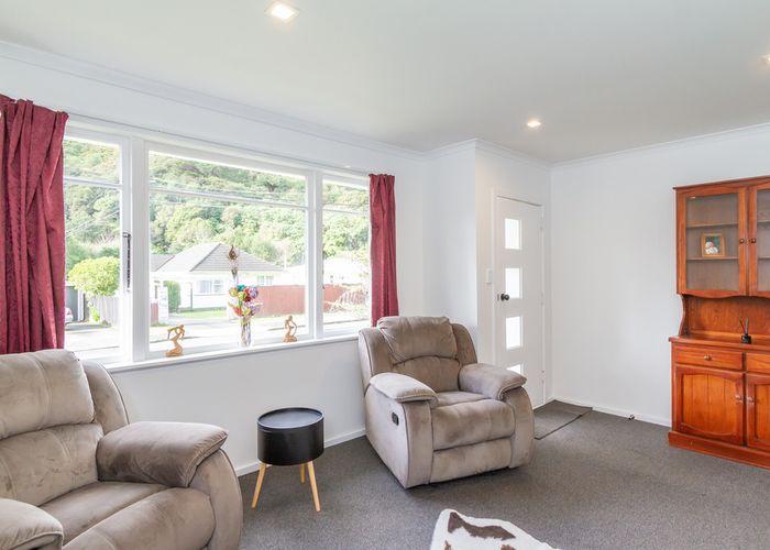  at 18 Sunny Grove, Wainuiomata, Lower Hutt