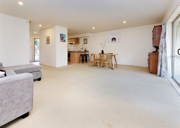  at 5/17 Charlenne Close, Ranui, Auckland