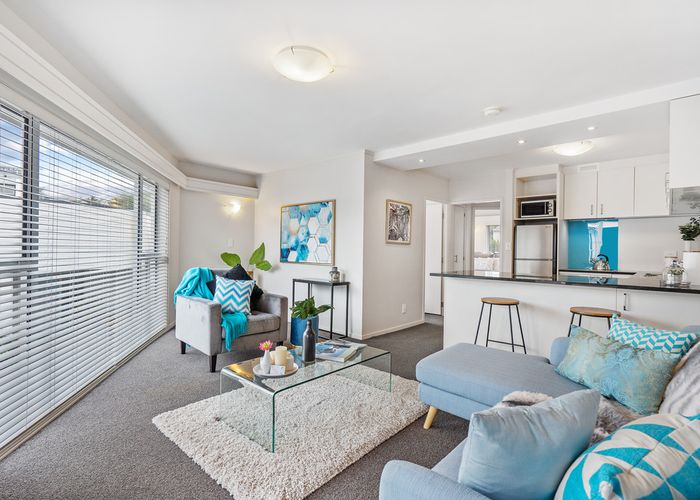  at 4/14 Marau Crescent, Mission Bay, Auckland