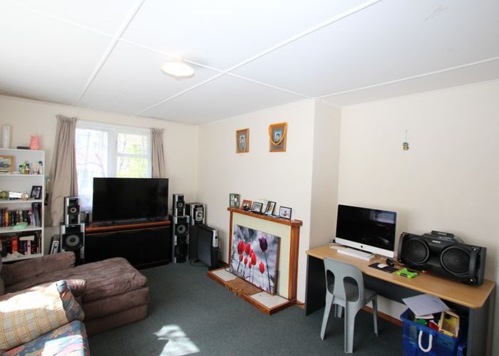  at 34 Hampshire Street, Cannons Creek, Porirua