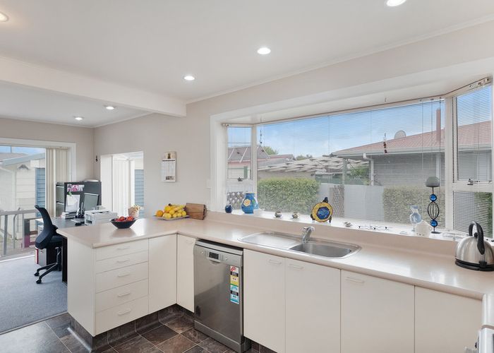  at 7 Gardiners Road, Bishopdale, Christchurch