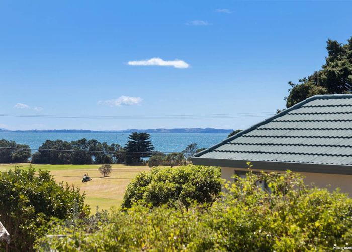  at 3/20 Westwell Road, Belmont, Auckland