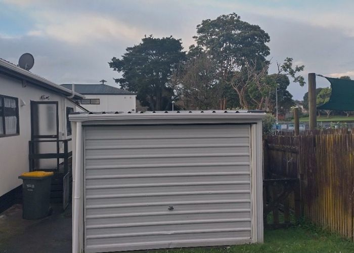  at 1/35 Russell Road, Manurewa, Manukau City, Auckland