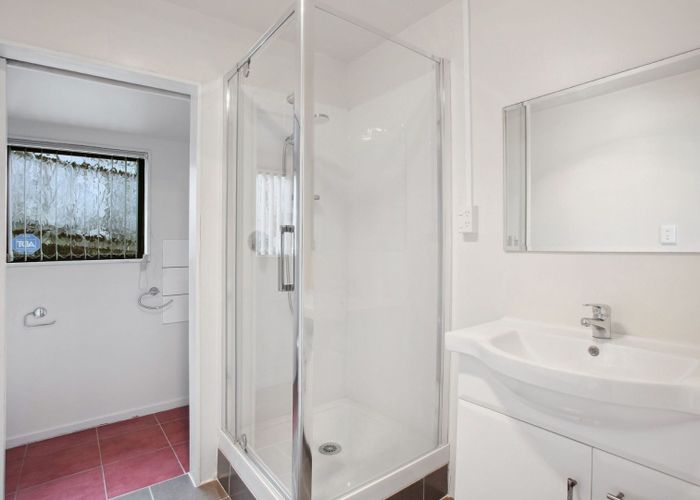  at 37 Tirohunga Drive, Henderson, Auckland