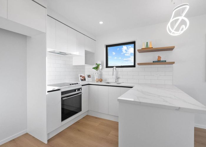 at 6/1090 Beach Road, Torbay, North Shore City, Auckland