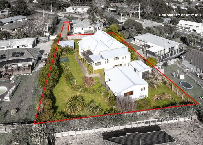  at 2/120 Eskdale Road, Birkdale, North Shore City, Auckland