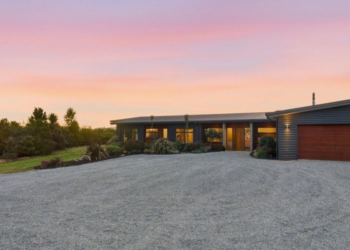  at 49 Mairangi Lane, Starvation Hill, Oxford