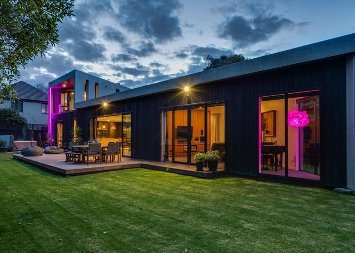  at 11 Girvan Street, Fendalton, Christchurch