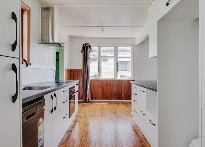  at 2 Hinton Place, Roslyn, Palmerston North