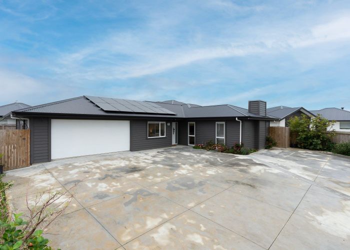  at 65 Johnstone Drive, Fitzherbert, Palmerston North