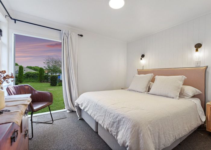  at 105 Fairfield Road, Fairfield, Hamilton