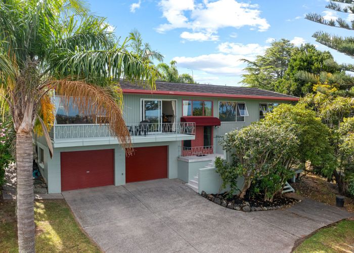  at 23 Coromandel Crescent, Mairangi Bay, Auckland