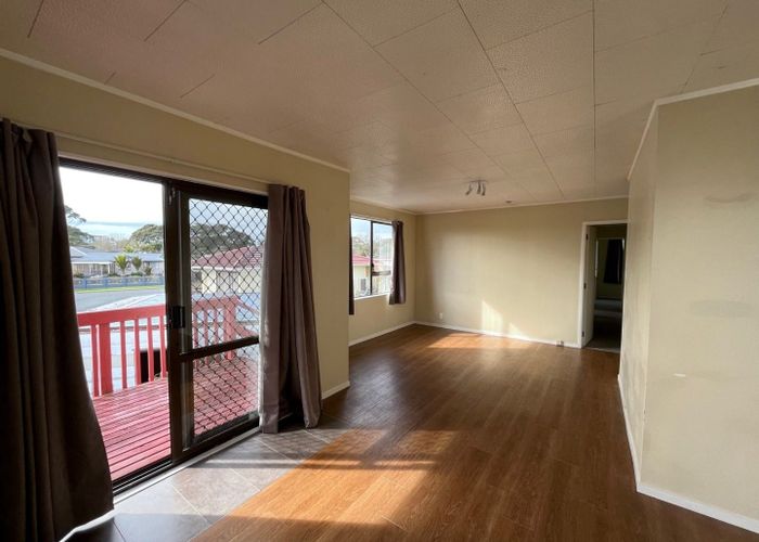 at 2 Zircon Place, Wiri, Auckland