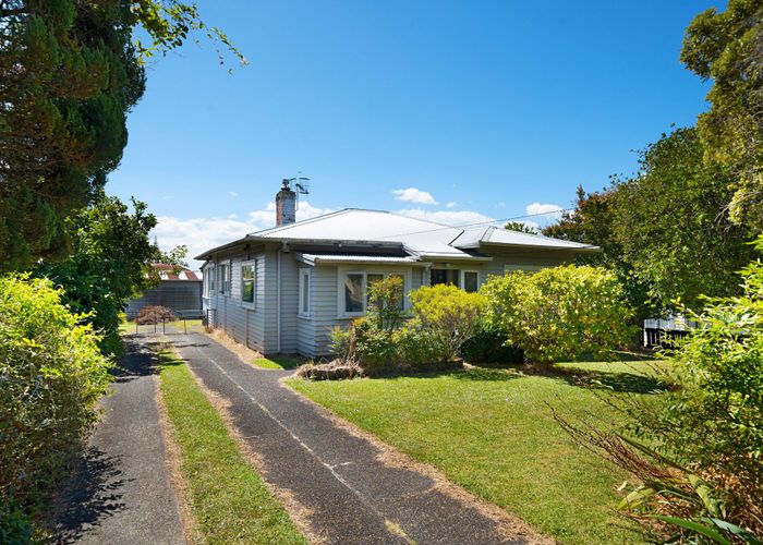  at 19 Miro Street, New Lynn, Waitakere City, Auckland