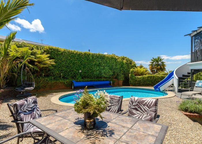  at 35 Glenn Terrace, Otumoetai, Tauranga